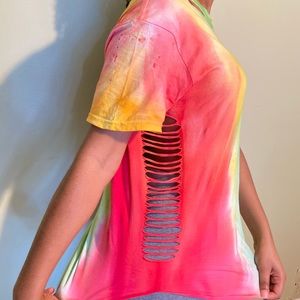 CUT OUT TYE DYED SHIRT